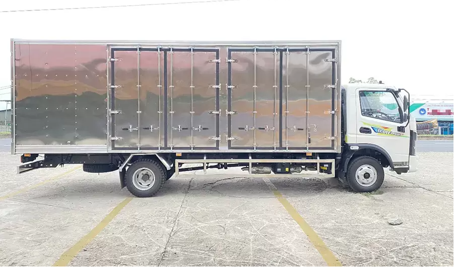 Tera345SL Plus thùng kín 4 cửa hông có gì đặc biệt?
